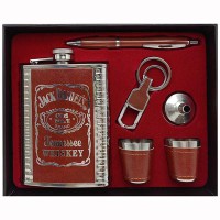 Набір подарунковий фляга 240мл + 2 чарки + лійка + брелок Jack Daniels